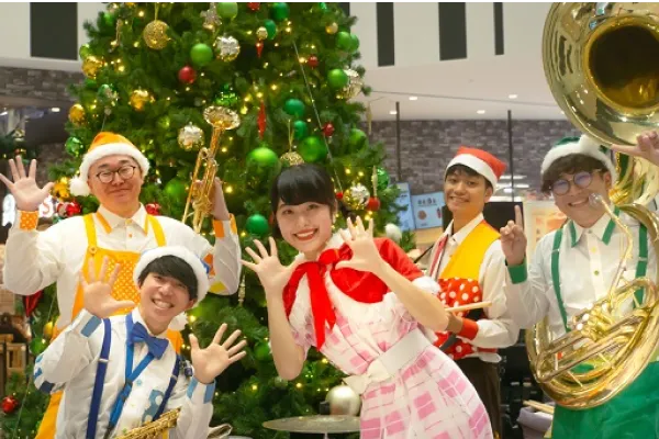 商業施設のクリスマス点灯式演出